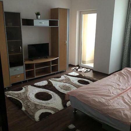Paul'S Apartment คลูจ-นาโปกา ภายนอก รูปภาพ